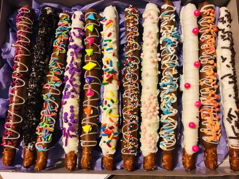 12ct CHOCOLATE DIPPED PRETZEL RODS